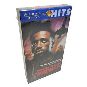 Passenger 57 (NEW SEALED VHS, 1998 WB Hits) Watermark Wesley Snipes